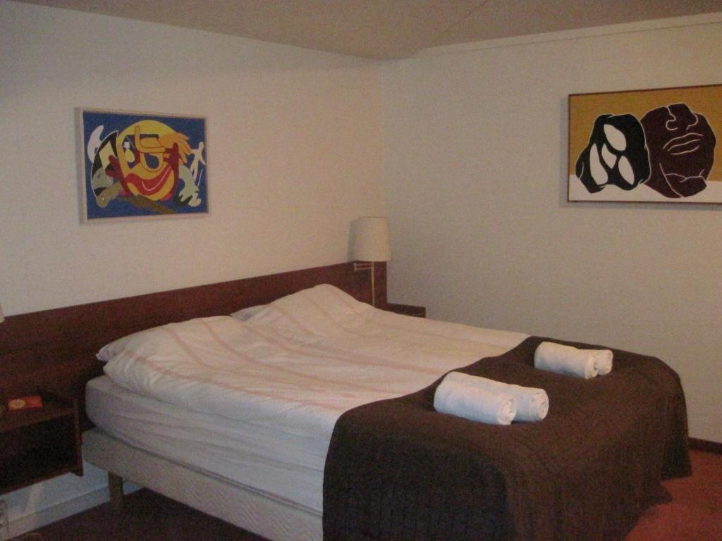 Hotel Capitano Neskaupstadur Quarto foto